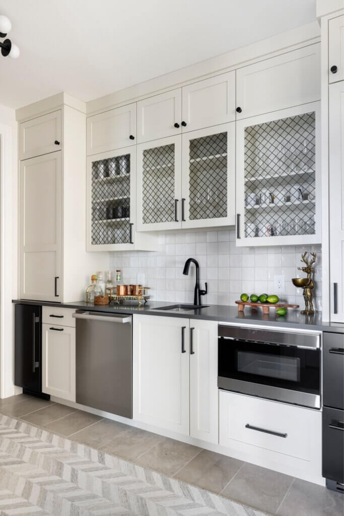 Ashley Trousil Eminent Interior Design 7910 Pilgrim Point Rd Nw 019